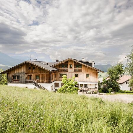 Pension Haus Tirol ライオーン エクステリア 写真