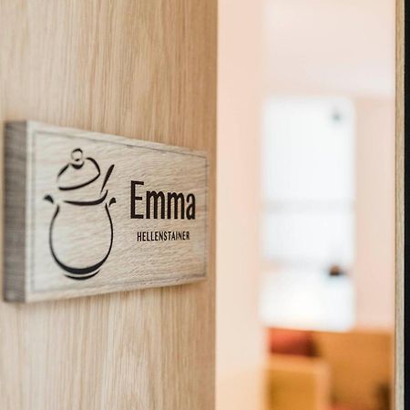Pension Haus Tirol ライオーン エクステリア 写真