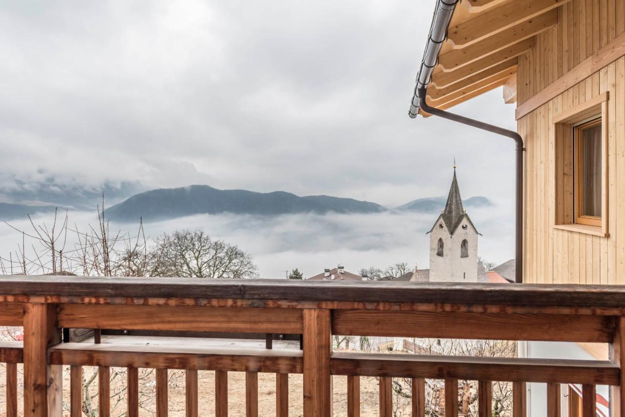 Pension Haus Tirol ライオーン エクステリア 写真