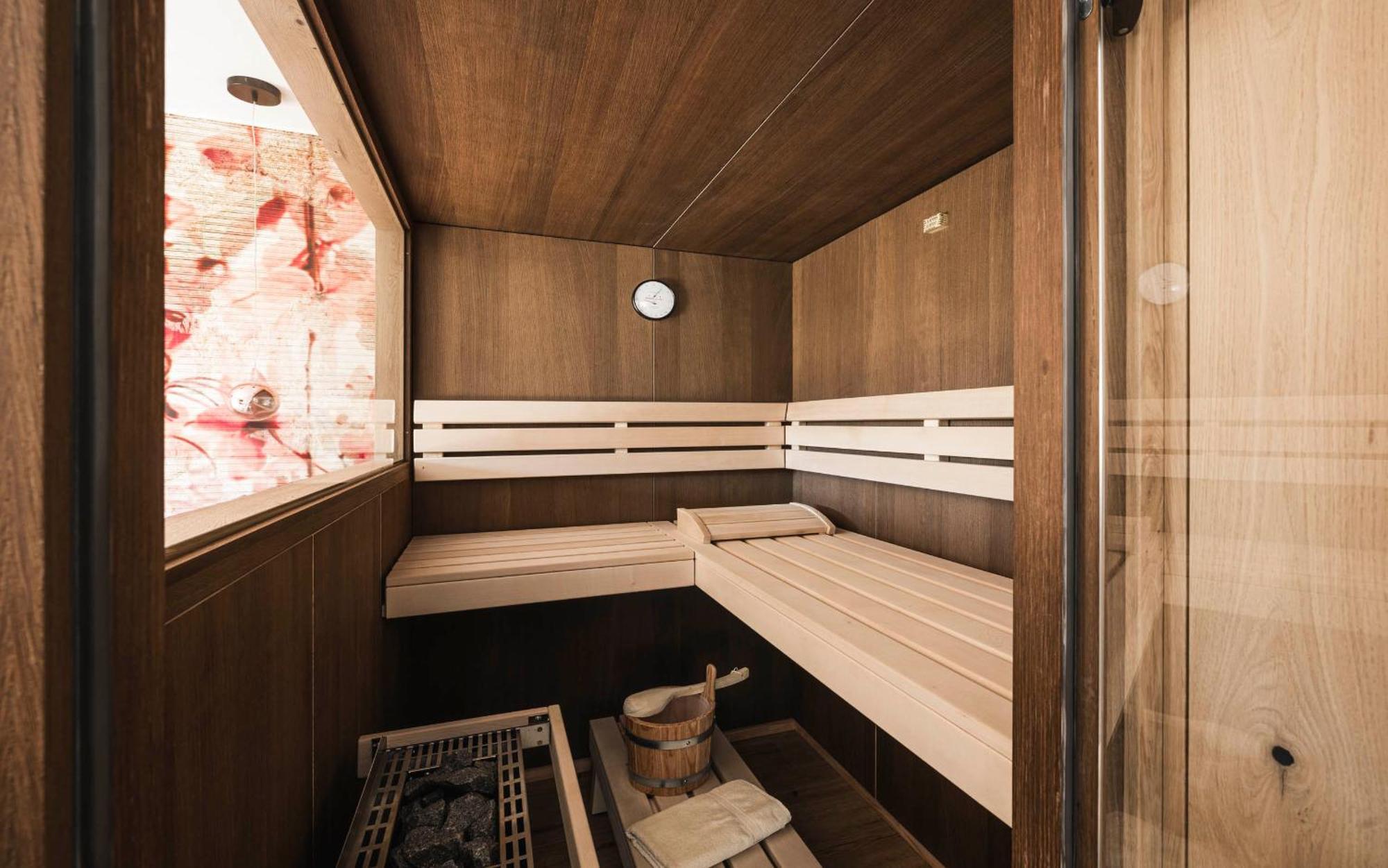 Pension Haus Tirol ライオーン エクステリア 写真