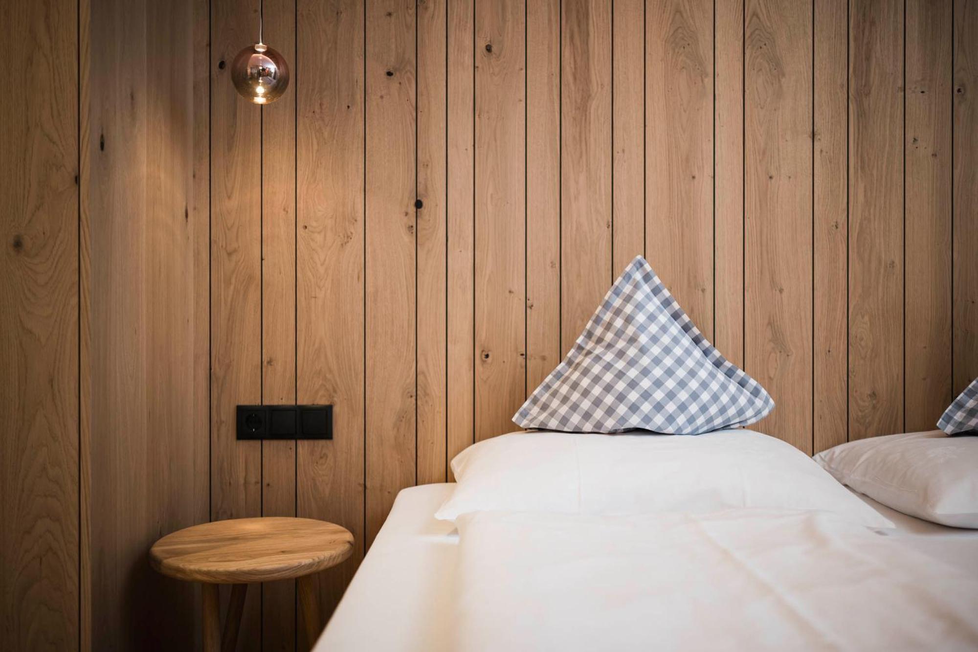 Pension Haus Tirol ライオーン エクステリア 写真