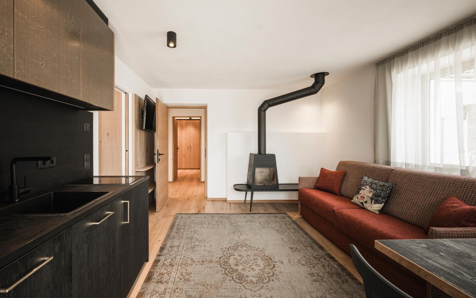 Pension Haus Tirol ライオーン エクステリア 写真