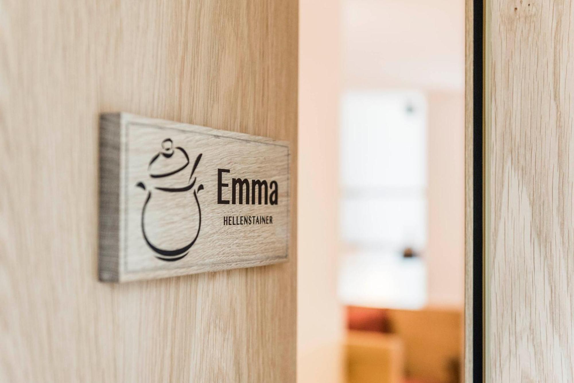 Pension Haus Tirol ライオーン エクステリア 写真